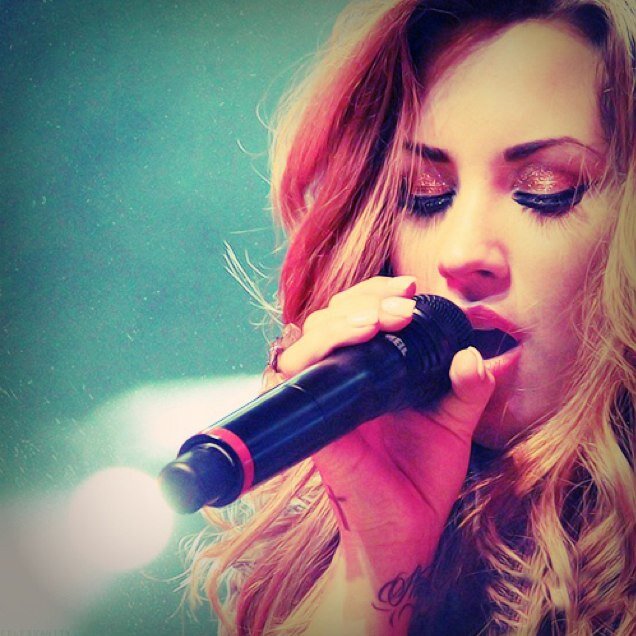 ❤She Looks So Perfect❤
               -5SOS