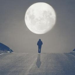 וحَبكک' بَ قِلب لاَ يريد مِنكک سَسوى أن تٺكون لہہ ♡ ♡