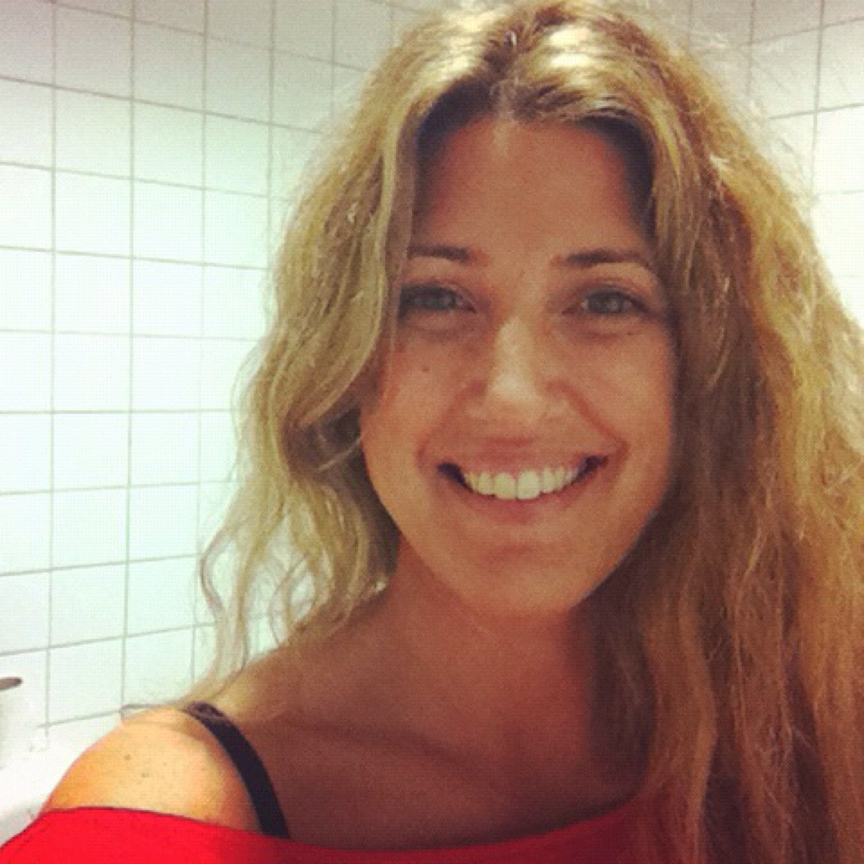 elmetodofa's profile picture. Dinámica. Quiero nuevas perspectivas. Dedicada al  #SocialMedia forever. Me gusta la vida. Me gusta crecer. #Megusta lo #digital.