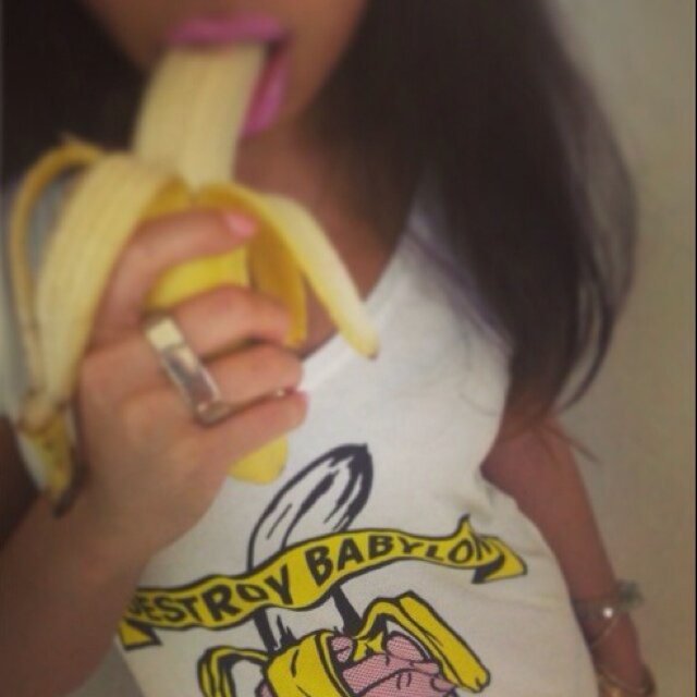 ♕G I R L S  S A V E  T H A  W O R L D♕ 

MUSIC, FASHION and CULUTURE 

dont u cry no mo baby;-)  
Contact☞iconandidols@gmail.com