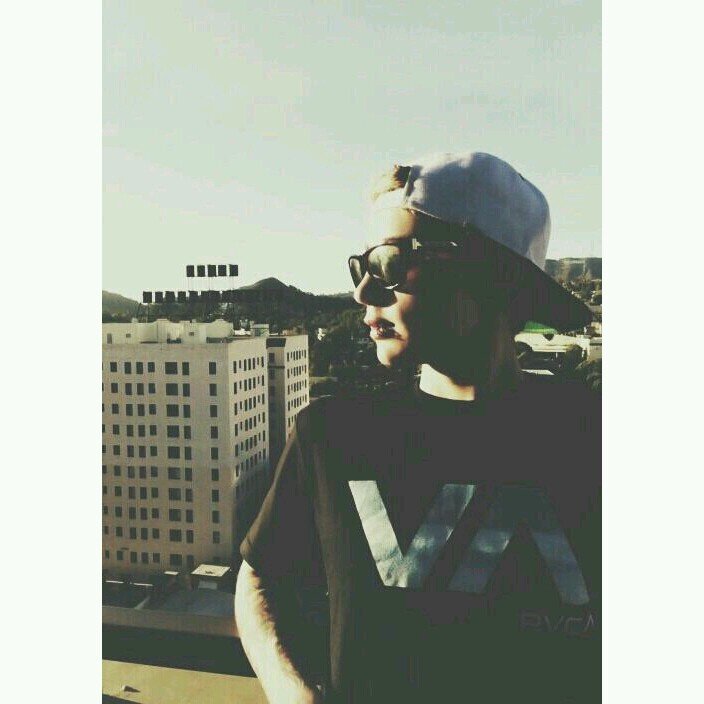 Janoskians is my happiness. 0/5+main acc+Gina+Ronnie ☀