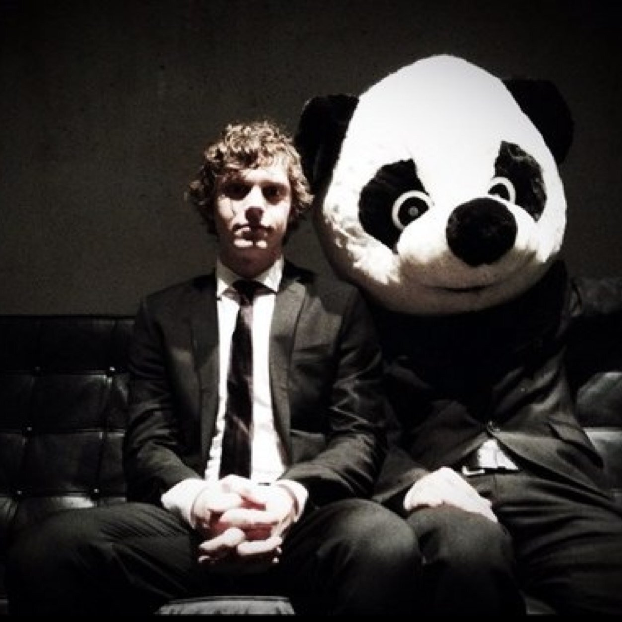 TWEETSlNURFACE's profile picture. 