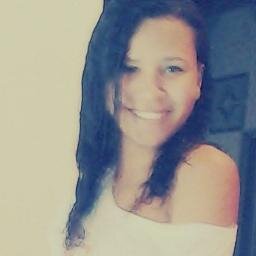 ~ A gαrotα dα cαlçα jeαns, do cαbelo preto & do αll stαr {♪}