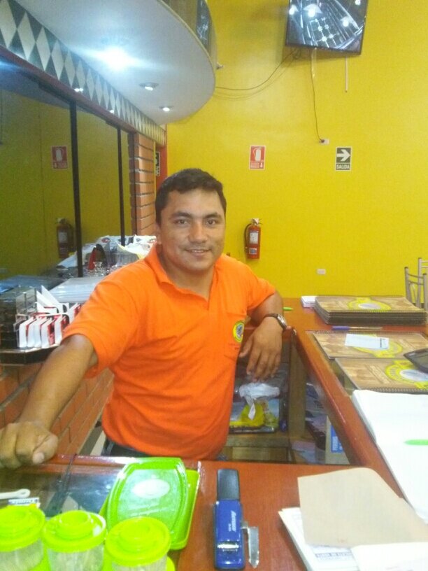 TheylorP's profile picture. Unalm, Pesquero por vocación,en  La Tilapia,Restaurant,Cuyca y Jaén. Mi 'Negrita' y Mi 'Santi'. Son 'La Luz de mis ojos'.