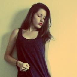 Preciso escolher entre controlar meus pensamentos ou ser controlado por eles. William Shakespeare