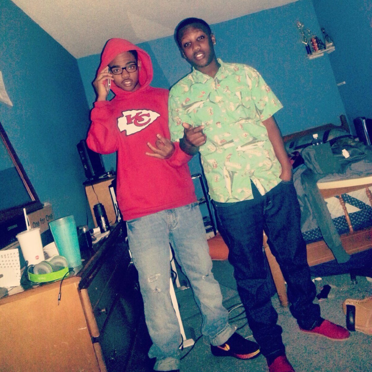 PBM  // PGM  Its Not A Gang Its A Movement ! 

Free Kyzer & Lil Bee !