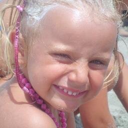 carrieristefano's profile picture. la brutta notizia è che la vita è breve....quella bella è che il pilota sei tu...