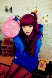 オルチャンメイク たくさんのウィッグをもってる 韓国のモデル オルチャン イ グムヒちゃん フルウィッグが嫌な方は 前髪ウィッグだけでも雰囲気が変わりますよ Http T Co Efonz2bdj7