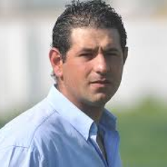 Entrenador de fútbol profesional. Lic en Ed.Física