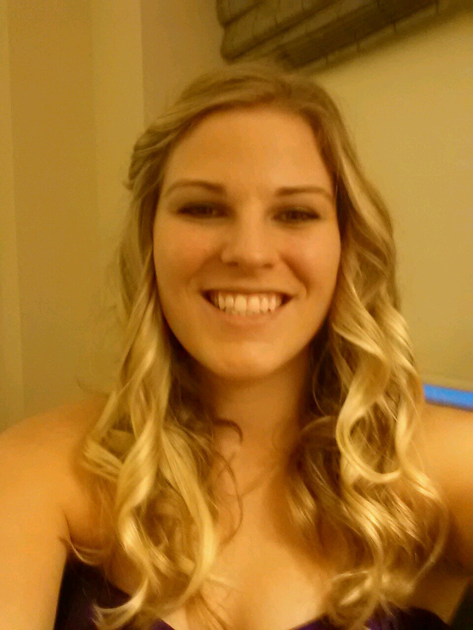 swimchic981's profile picture. I like long walks on the beach and a good pun