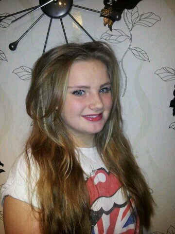 pupil @Kenton school Newcastle. I play football/soccer and I also sing a little