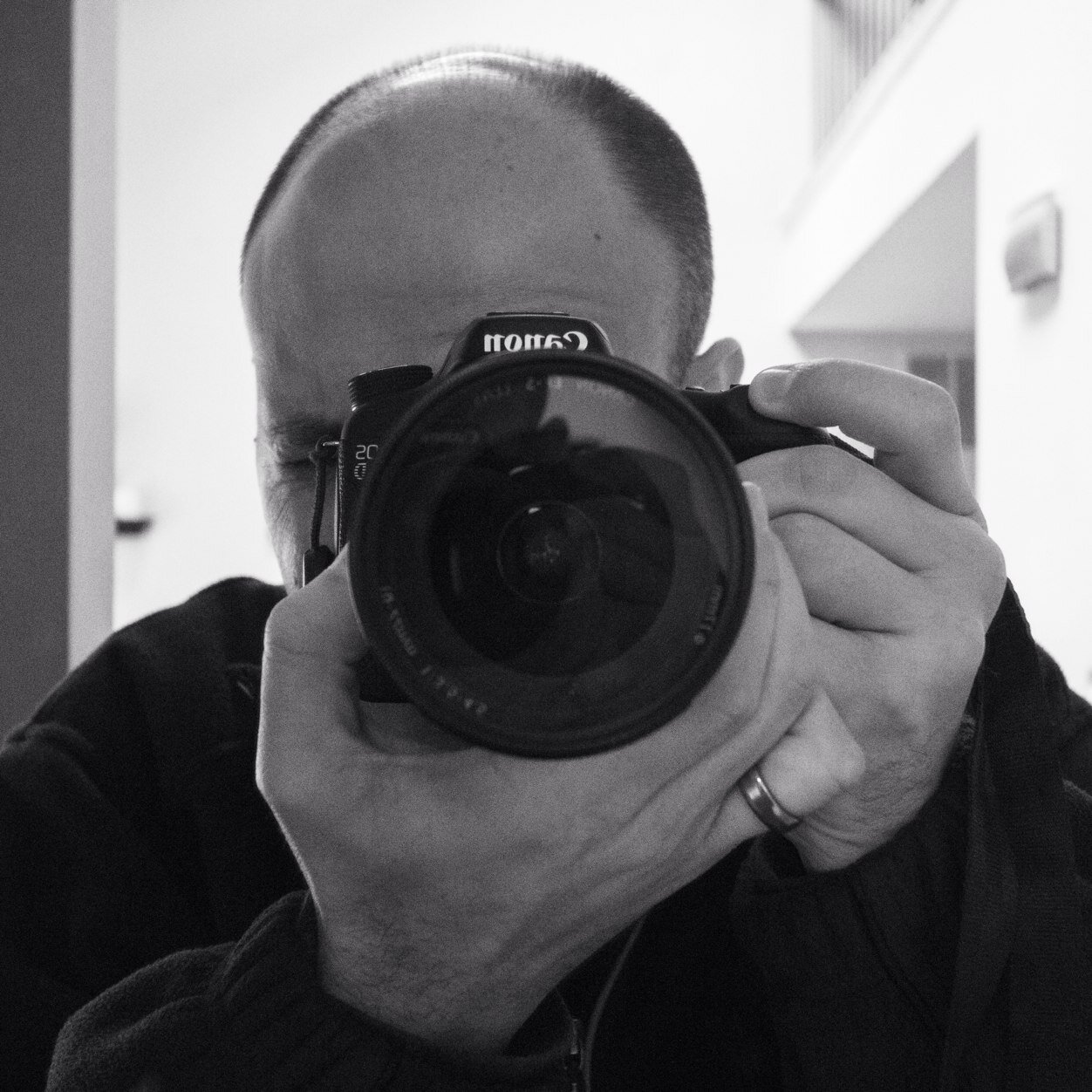 Video Producer & Motion Graphics Artist, Photographer Patiently waiting to be replaced by AI @bsbeamer.bsky.social