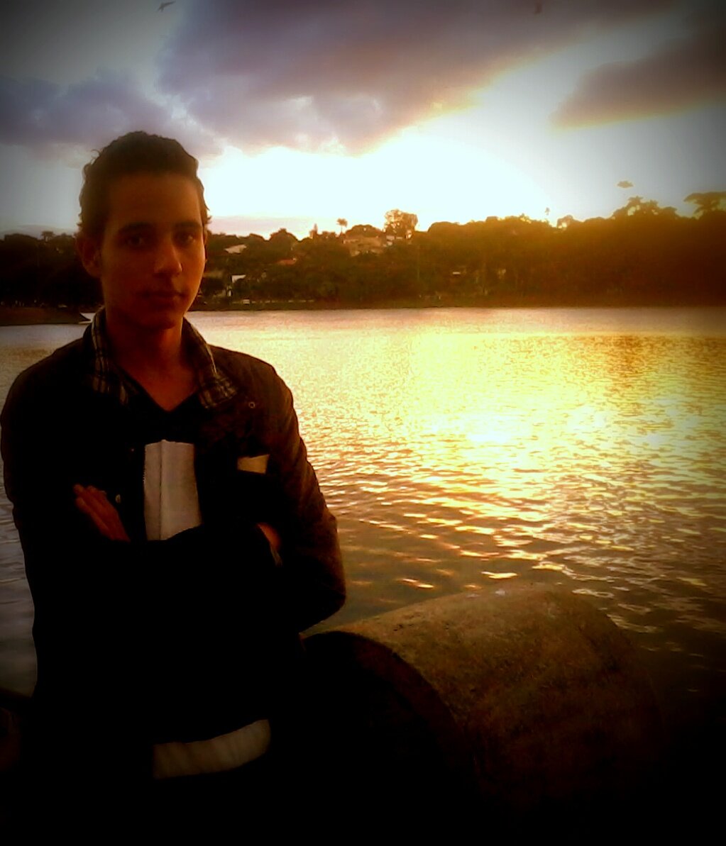 eduardohenmalta's profile picture. Gosto de futebol , gosto de ler e de sair