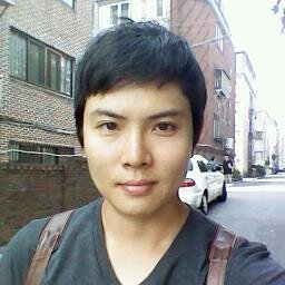 안녕하세요. 젠온비의 보컬 제이원 입니다.