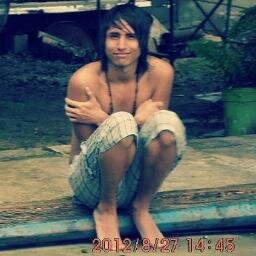 La musica es arte de la vida que se expresa y crea desde el corazon,  Rock♥Rock♥Rock
Oye seguimeee y te sigo si va?
https://t.co/OBDmH4i8hf