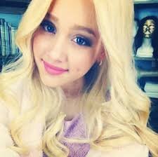 ARIANA GRANDE YOU QUEEN