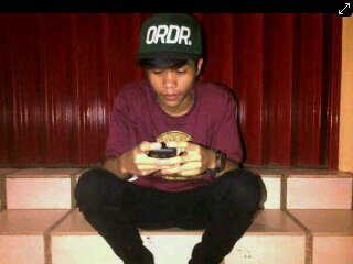 HernandezEpen's profile picture. second account - @epeenblueee.