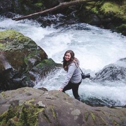 Photographer. Adventurer. Gardener. Avid reader. Pacific Northwest living.