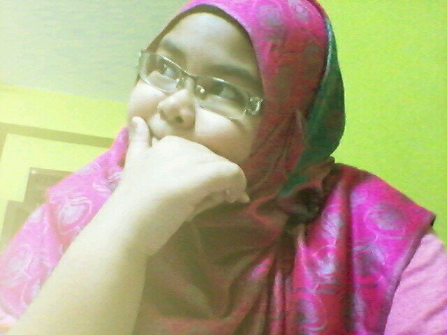 wnijzwn's profile picture. ♥I'm still into you..islam/lovatics/paramore_wanieeee♥follow my instgram @nurhazwanijazwan_