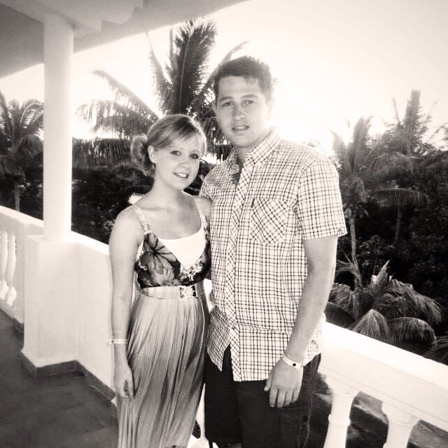 Kayleig27955363's profile picture. Kayleigh Sophie Aitken 18 years old!