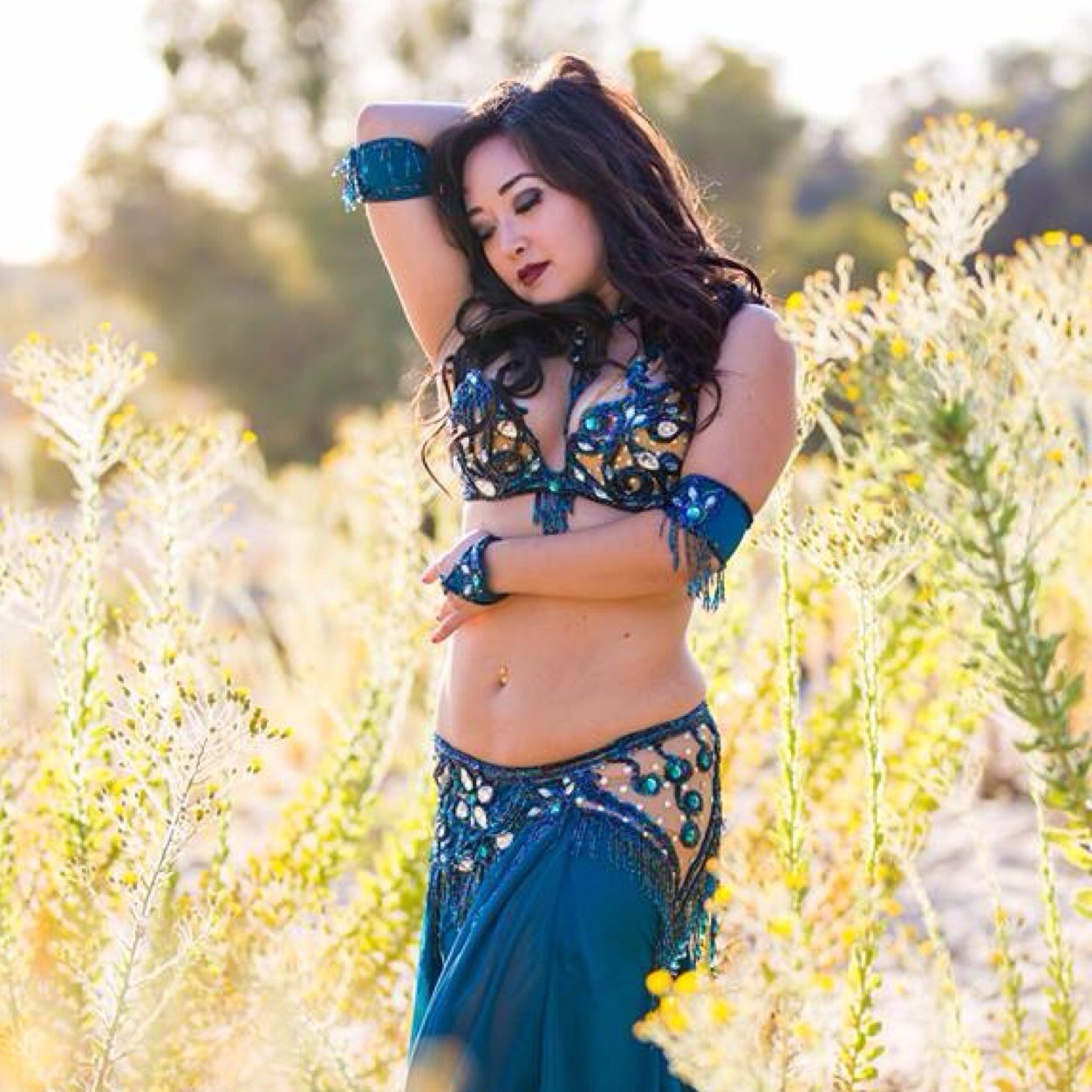 Nuriya is a multi award-winning professional belly dancer in Sacramento, CA.