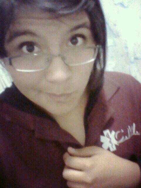 Vααne'♥ DefeCtos&&Virtudes(: Orgullosα,Directα,Culerα, Sociαble,EnαmOrαdizα♥ Celosα,! Fiesterα,Tontα,Tiernα,Alegre, Desmαdrozα!,Divertidα(: