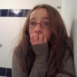 jesuistroploll's profile picture. Dans la vie le plus dur ses de rester avec le sourire devant t'es amis, mais que tu ne le veut pas !