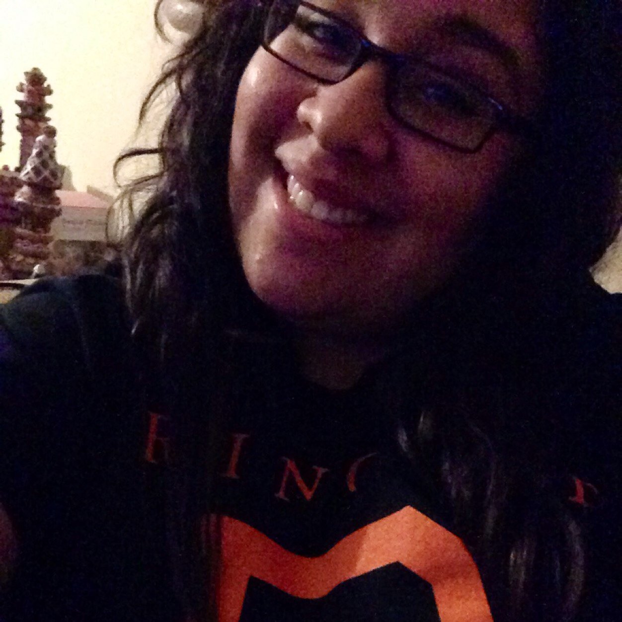 Follow me; I follow back. @KingTheKid #FicarelliFamily #TeamJesus #JesusIsLove Without music, life would suck.