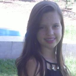 Danyelachaveiro's profile picture. Me disseram que quem sonha alto o tombo é grande. Só que se esqueceram de me perguntar se eu tenho medo de cair.