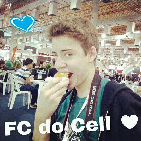 FC do menino dos olhos azuis ♥ @cellbitos // Amo a menina dos olhos cor de piscina @BabsMelocoteia