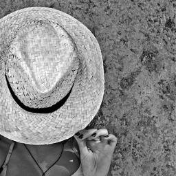 elenuskia's profile picture. ❦_actriz_guionista_❦_everything you can imagine is real_❦_viajera_soñadora_❦