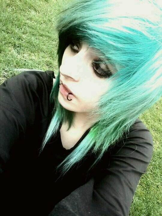 BringTheFries's profile picture. Dogs,band members,food,pillow forts,movies and blankets are the stuff I live for.