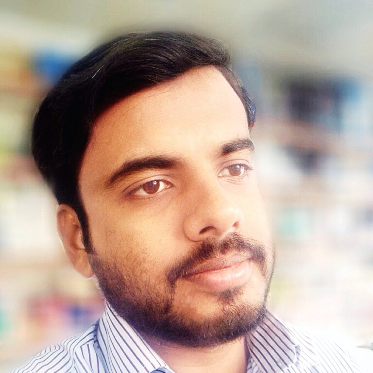 Hi Friends, I am Nadarsha Abdul Salam From kerala(India). I use this small world called twitter to know what this world is through each person.