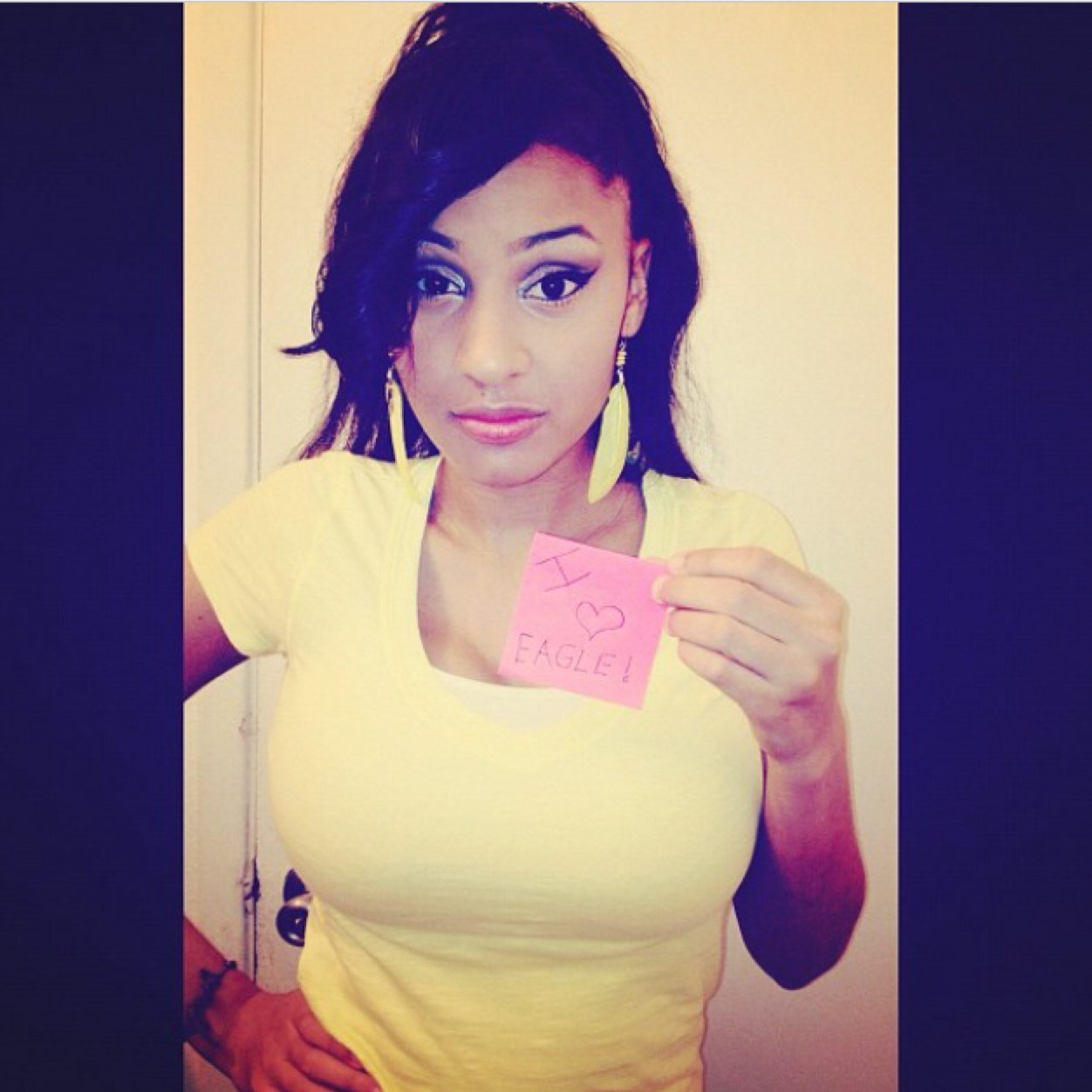 EaglesAngelz's profile picture. Everything Desert Eagle!!! #TeemDesertEagle FOLLOW! @thatboyeagle contact: Eagledolla@Gmail.com #REVERBNATION/KingEagle http://t.co/1UQhzdeoEg