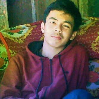 rizqikurnialloh's profile picture. 