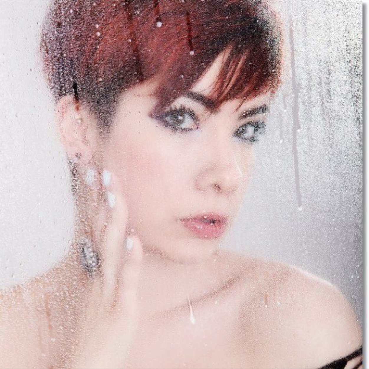 FrlKaiser's profile picture. Behavioral Economics Consultant @FehrAdvice // wife of @voma35 // Interested in decision making and human behavior  // neuroeconomics and psychology enthusiast