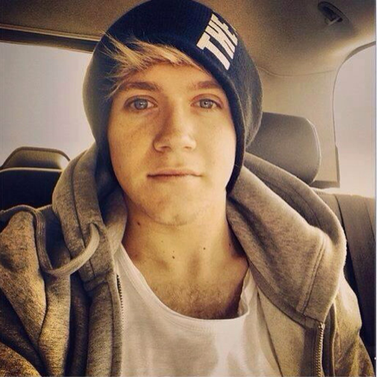 @harvardstyIes & @horansmysmile