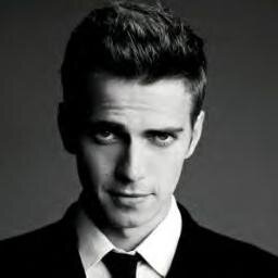 19. Hermano de Tessa Gray.