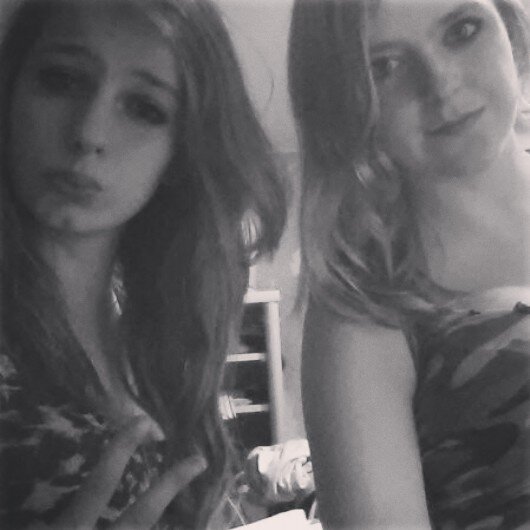 Heyhoii.xx.  lief meisjeee x Romanaa.  Emma is liefff x saskia