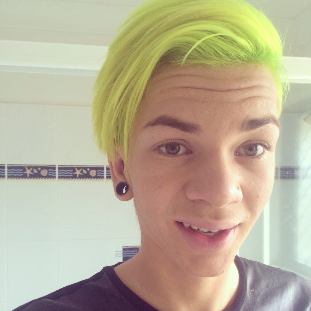 Dylan | 16 | Hairdresser | Gay and proud |There are so many messed up youths out there so i guess one more can't hurt