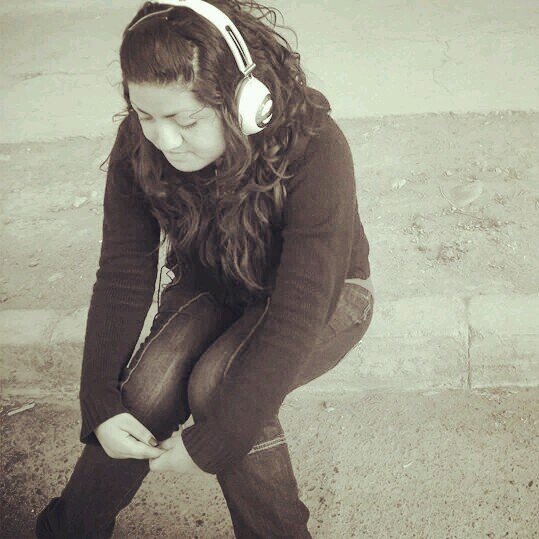 Hello I'm Carolina And I'm Directioner, Jonatic And K-poper 3
Love life and smile always :)