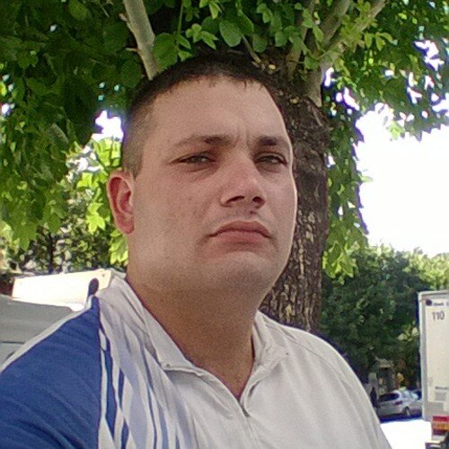 Si me siguen les daré una sorpresa