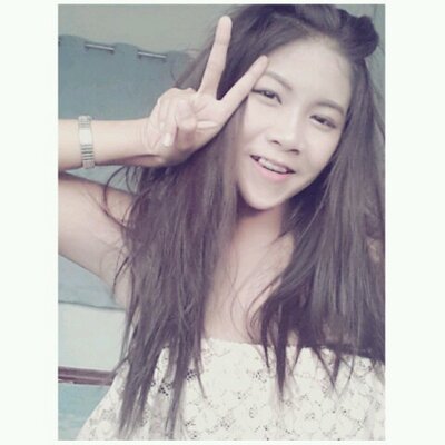 modle sirapassmod twitter