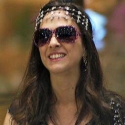 no momento vendendo hot dog pra sustentar a Meryjeine