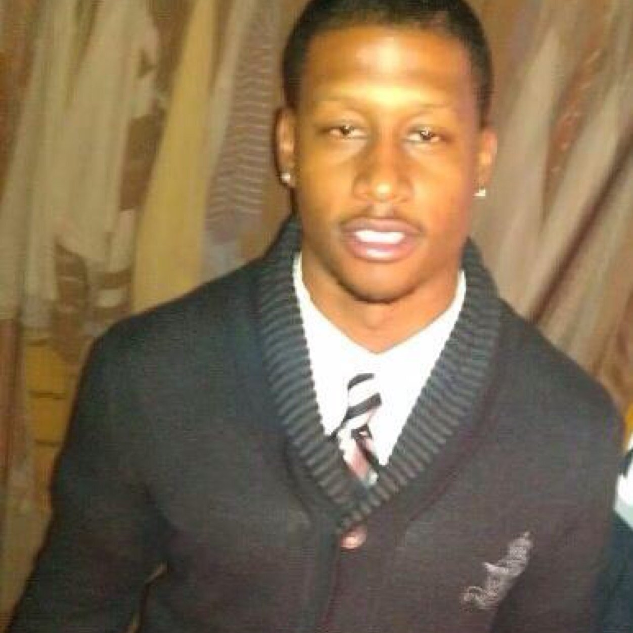 Q_DaBarber_'s profile picture. Instagram : @QDaBarber