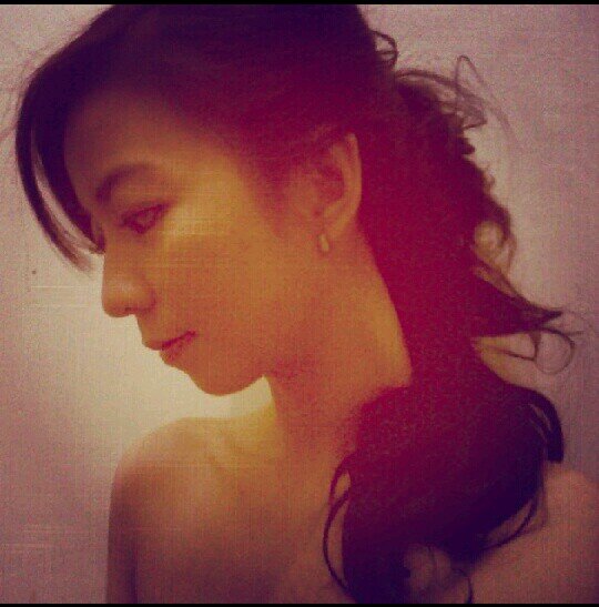A Wifey and a Mother of two cutie boys! ;-*
