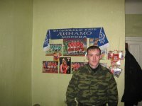 ejobmhmeru's profile picture. Уважение - это когда ты при встречи с человеком вытаскиваешь ОБА НАУШНИКА.