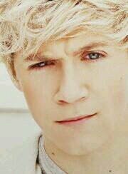 Basta fechar os olhos e apreciara a montanha-russa que é a vida - Zayn Malik