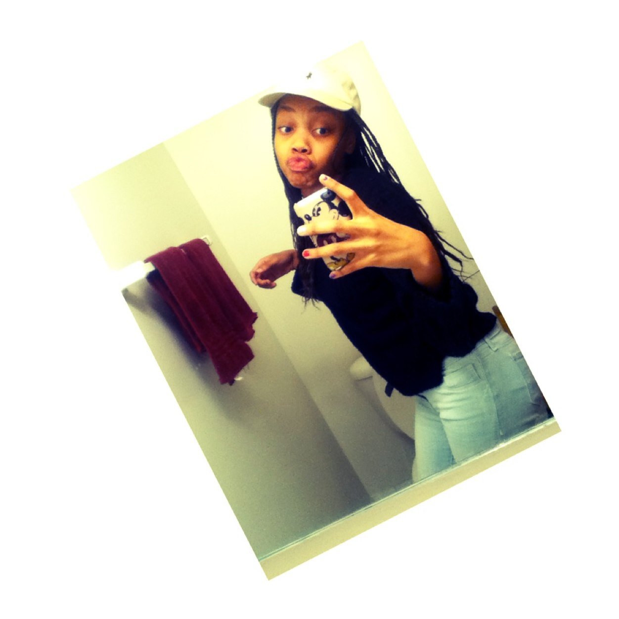 Jade ☺| ♈ - August 26| I'm % ®EL | WCHS : Class of 2017 ✏ | stunt on me once & I'll flex on you 4⃣ever