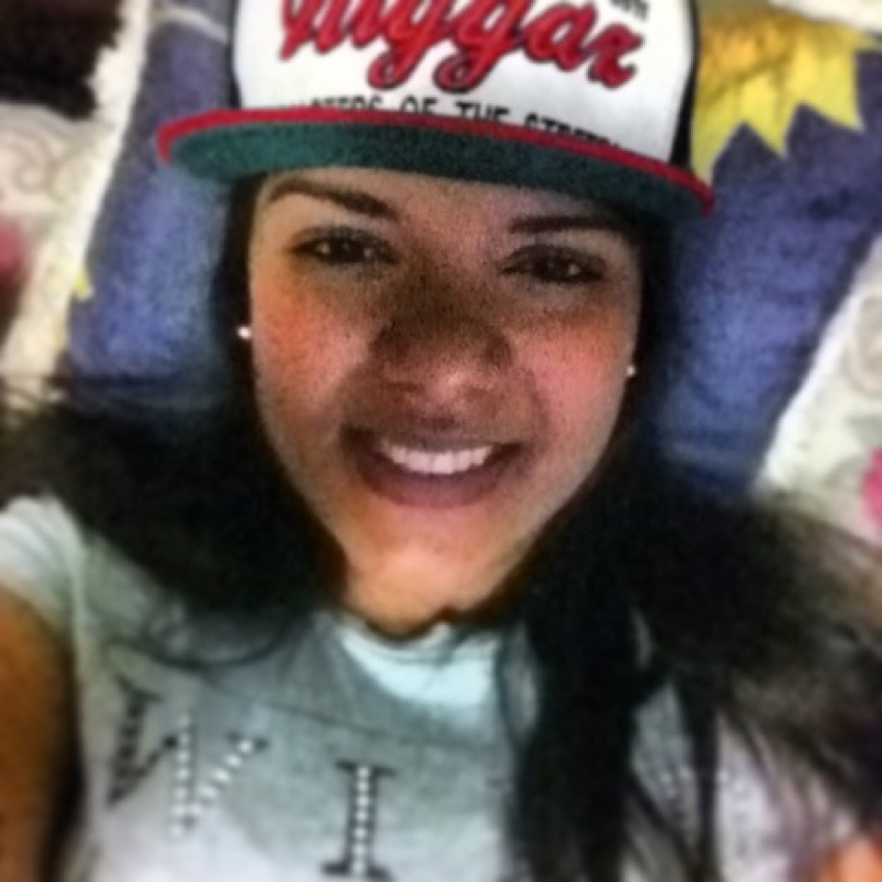 Quem se descreve se limita !